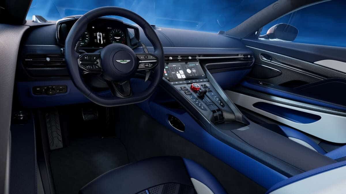 Aston Martin DB12 S Yollara Adrenalin Katacak