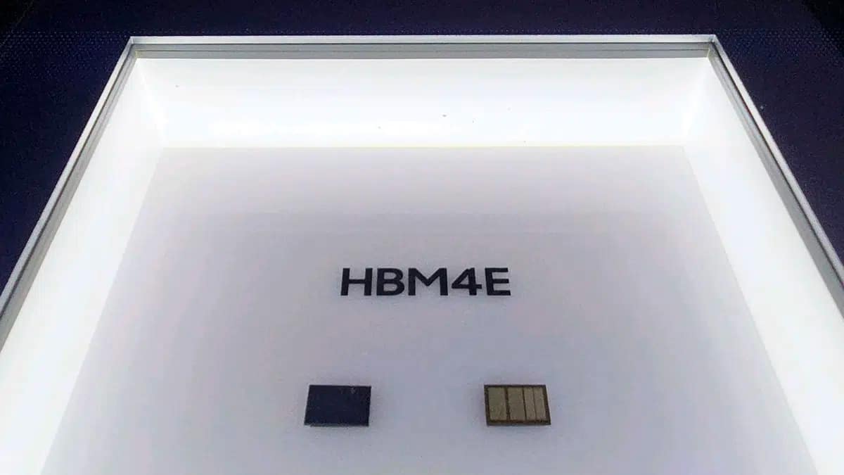 Samsung HBM4E Çip Örnekleriyle Bellek Yarışında Öne Geçti