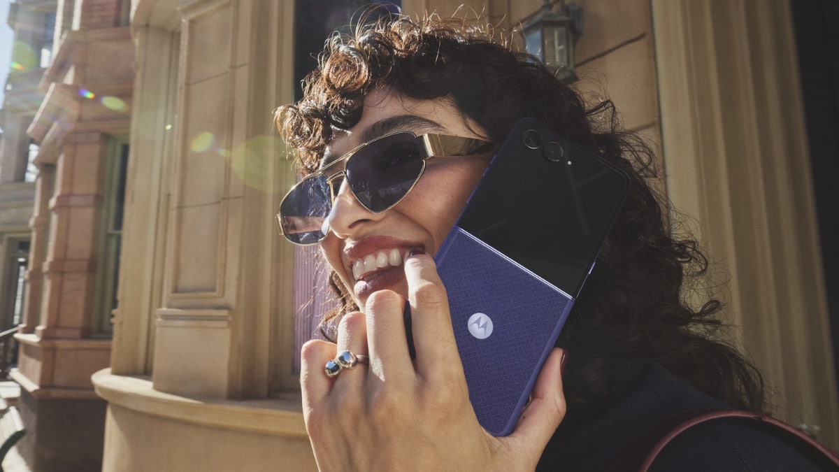 Motorola Razr Ultra 2026 Özellikleriyle Etkiliyor, Fiyatıyla Zorluyor