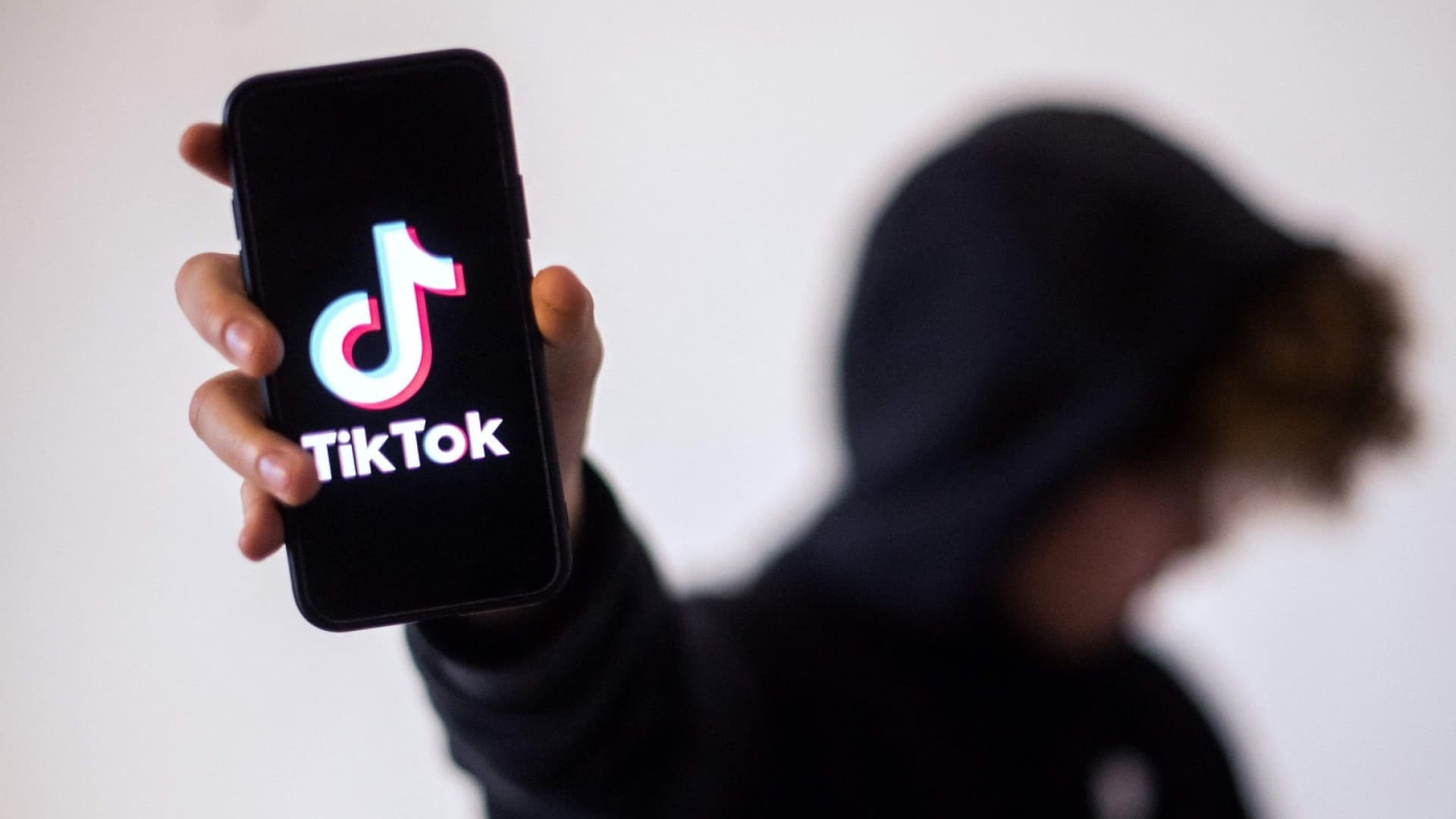 TikTok Gizlice Süper Uygulamaya Dönüşüyor