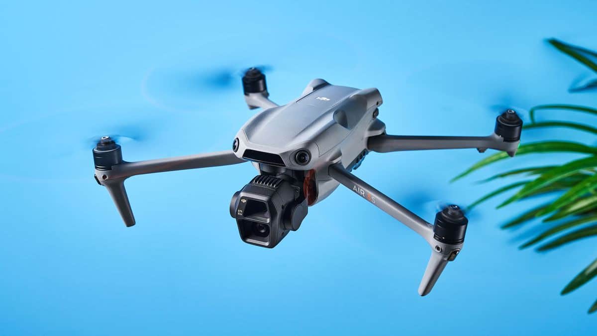 FCC Drone İthalat Kurallarını Gevşetti Ama DJI İçin Kapı Açılmadı