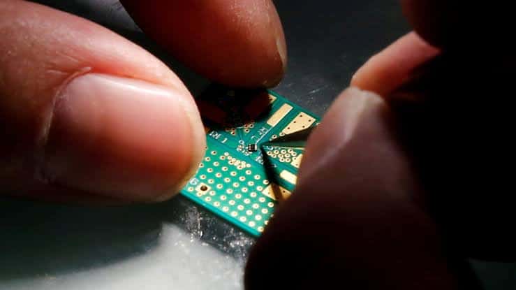 Cebinizdeki Telefon Aslında Ebola İle Bağlantılı