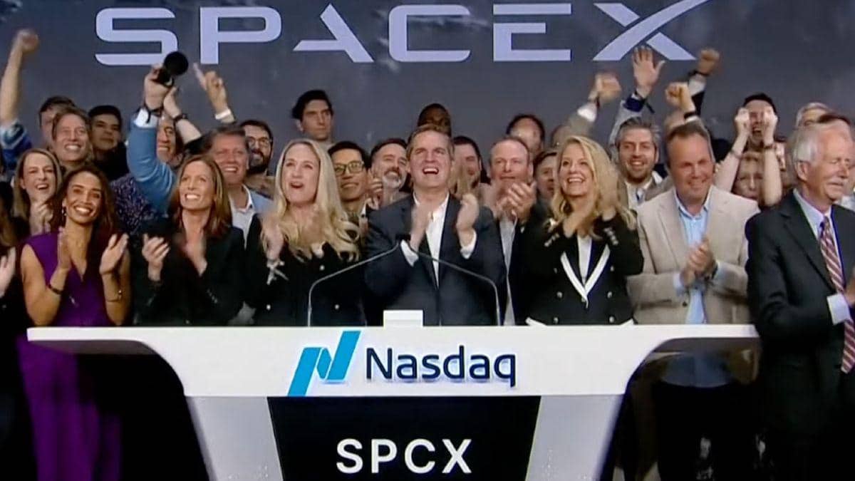 SpaceX Çalışanları Köşeyi Döndü Ama...