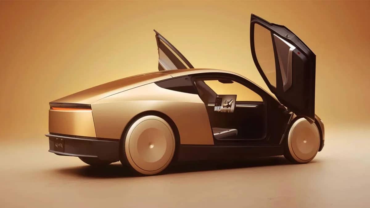 Tesla Cybercab Daha Uzun Menzille Gelecek