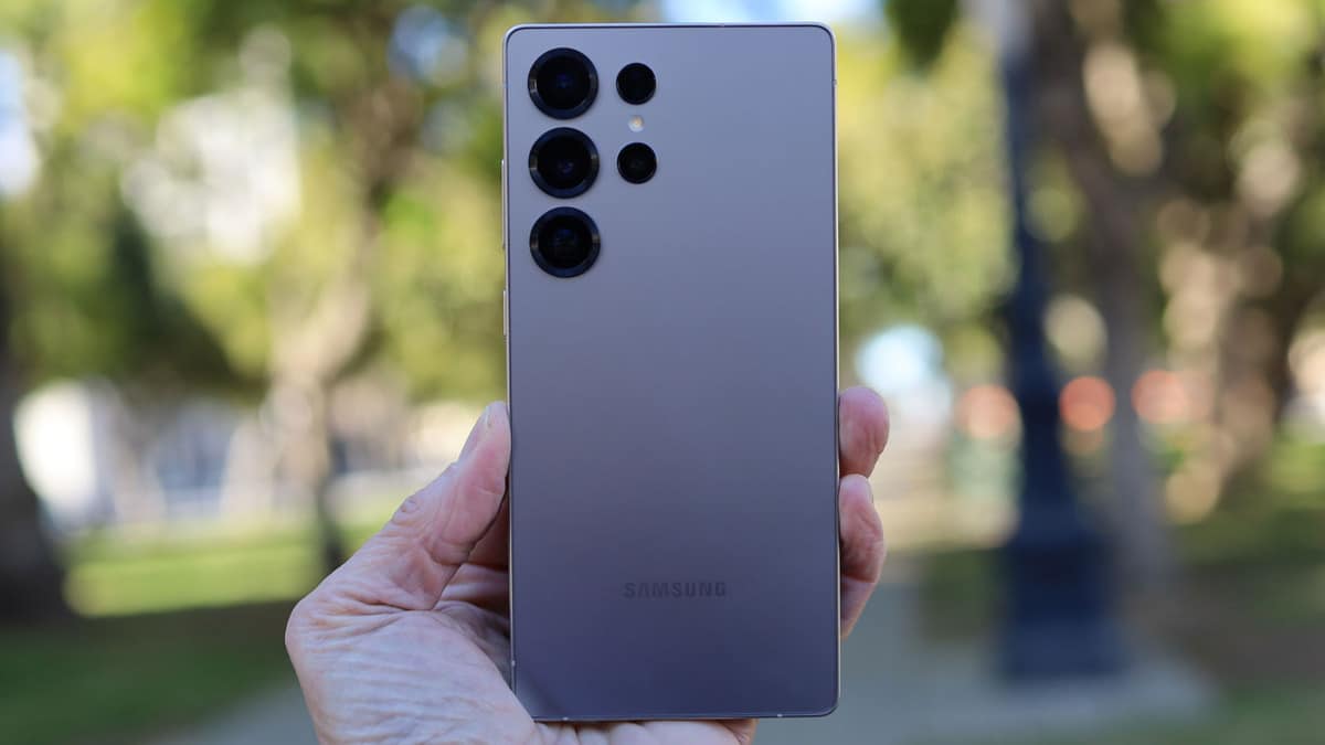Galaxy S27 Fiyatından Korkanlar Galaxy S26’ya Akın Ediyor