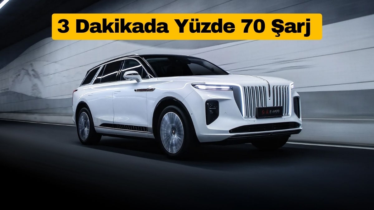 Hongqi E-HS9 3 Dakikada Yüzde 70 Şarj Olabiliyor