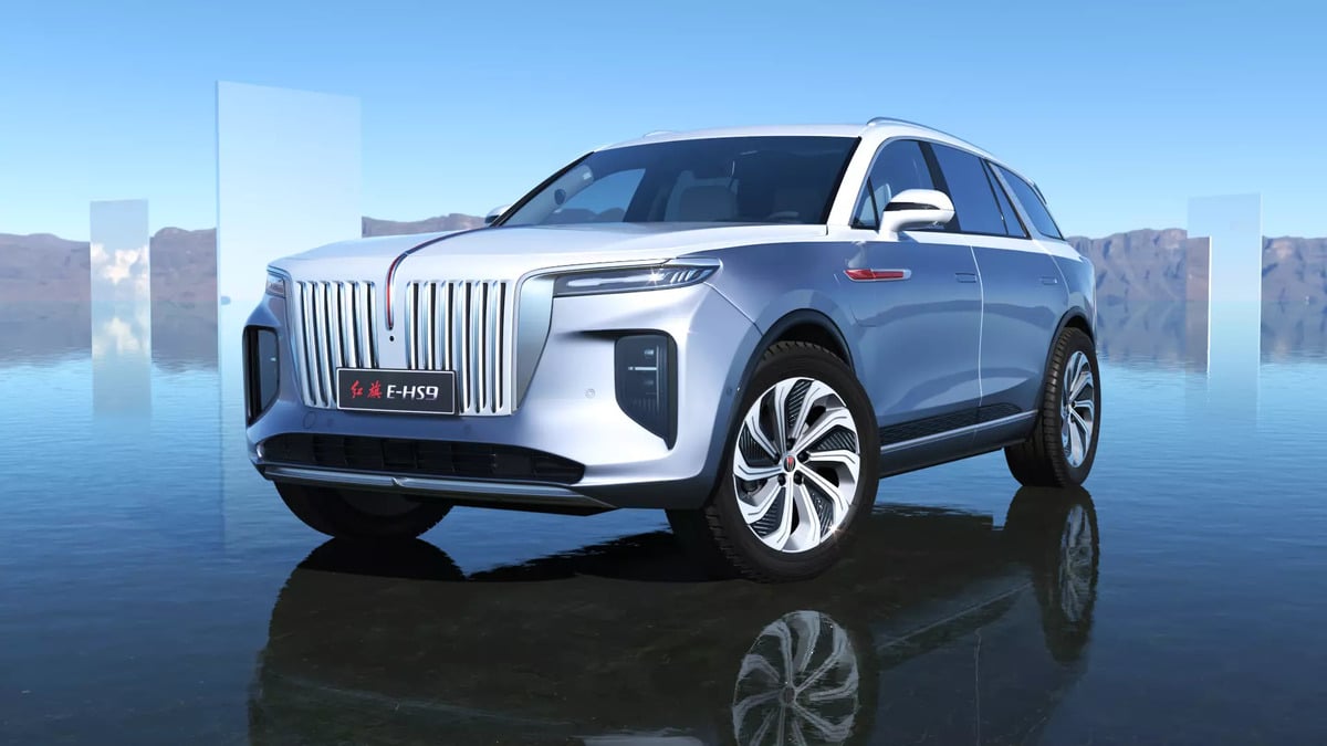 Hongqi E-HS9 3 Dakikada Yüzde 70 Şarj Olabiliyor