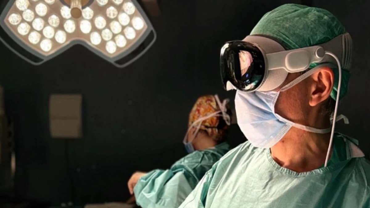 Apple Vision Pro Ameliyatlarda Beklenmedik Bir Avantaj Sağladı