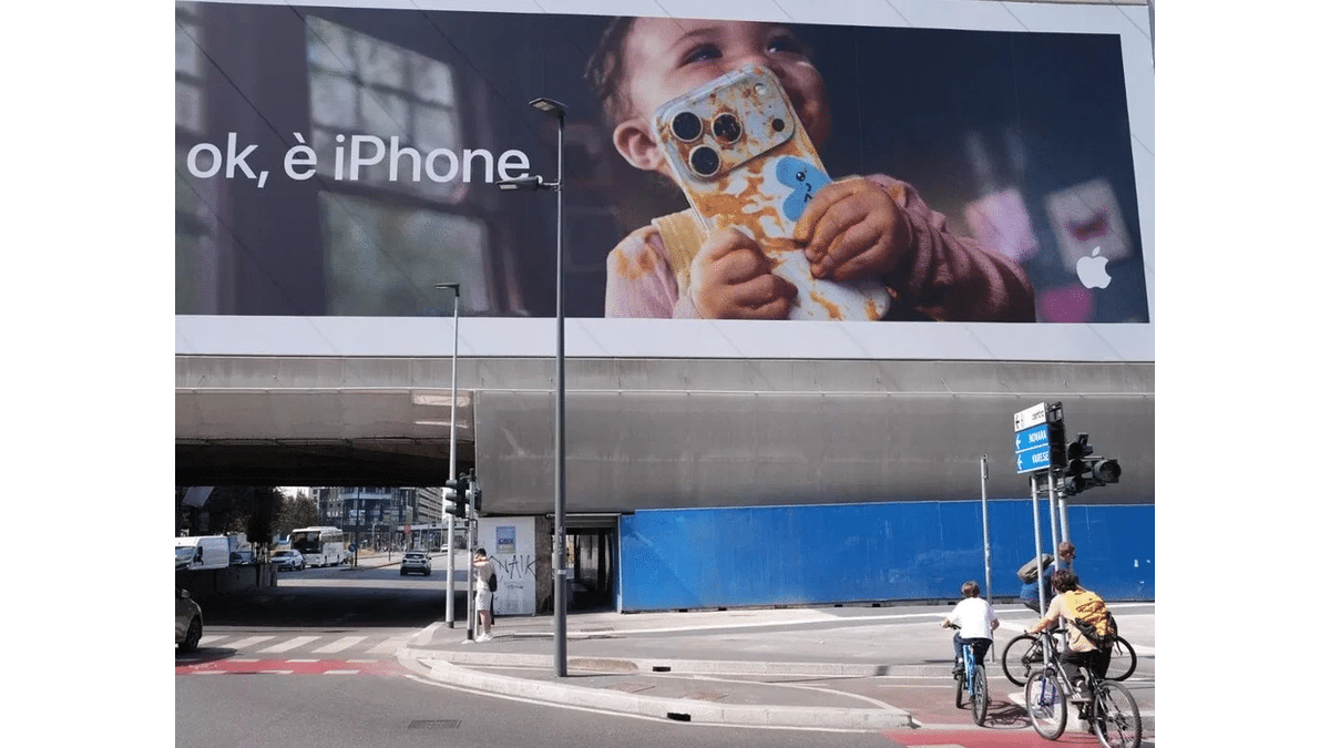 Bebekli iPhone Reklamı Büyük Tepki Topladı, Apple Dayanamadı