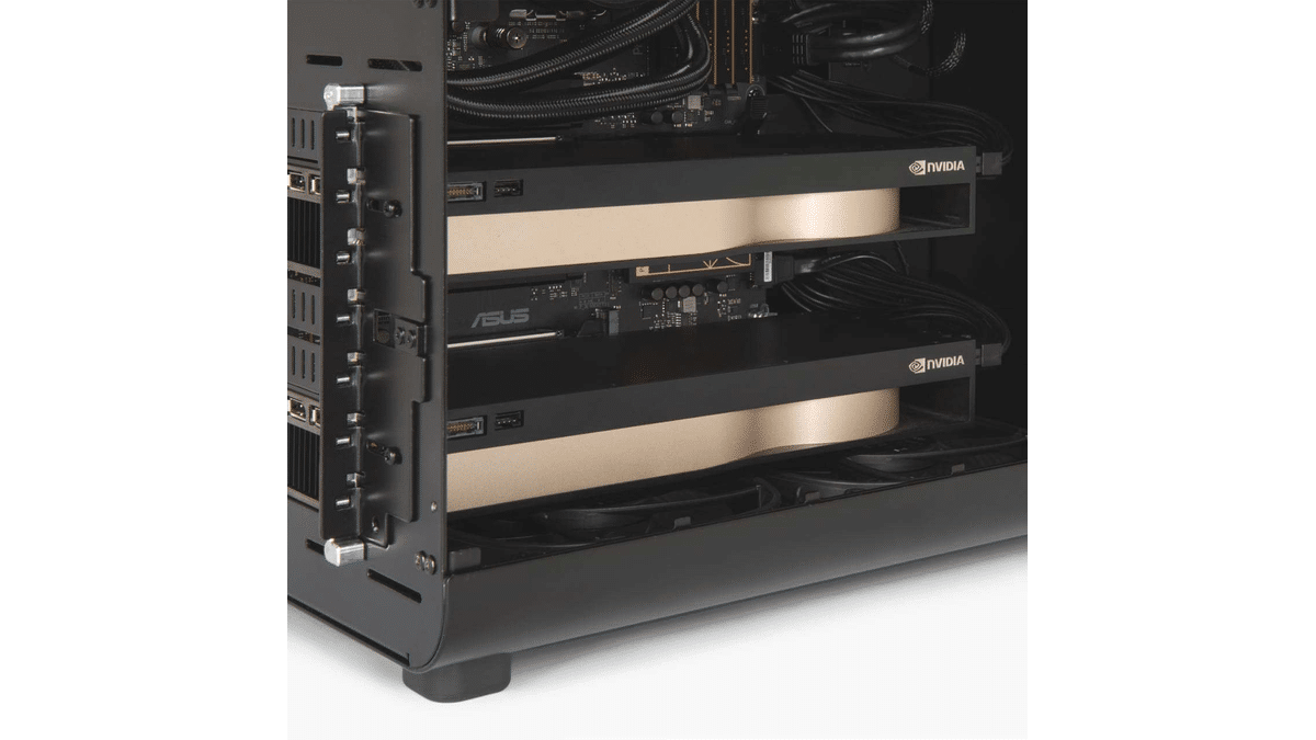System76 Thelio Mira AI RAM Kıtlığından Bihaber