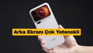 Xiaomi 18 Pro'nun Arka Ekranı Çok Yetenekli Olacak (Video)